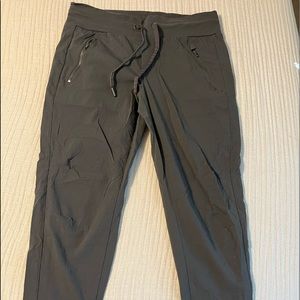 Athleta joggers size 8P